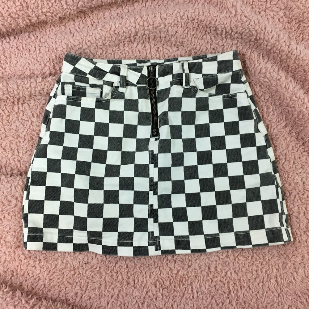 Urban Outfitters Black&White Checkered Mini Skirt